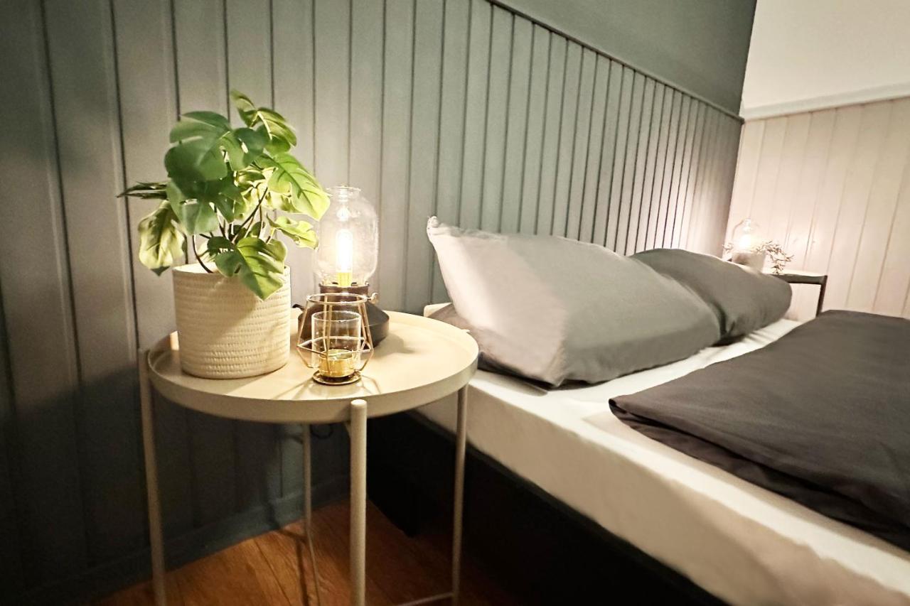 Ruhiges Office-Apartment Mit Kueche - Beuys Apartments Κρέφελντ Εξωτερικό φωτογραφία